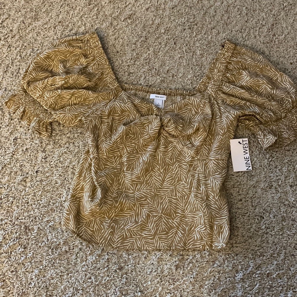 Nine West top size L